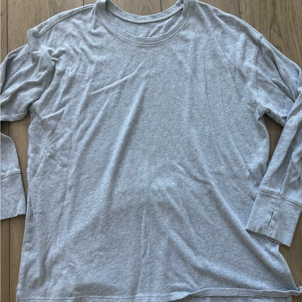 Aerie OFFLINE Gray Long Sleeve Shirt